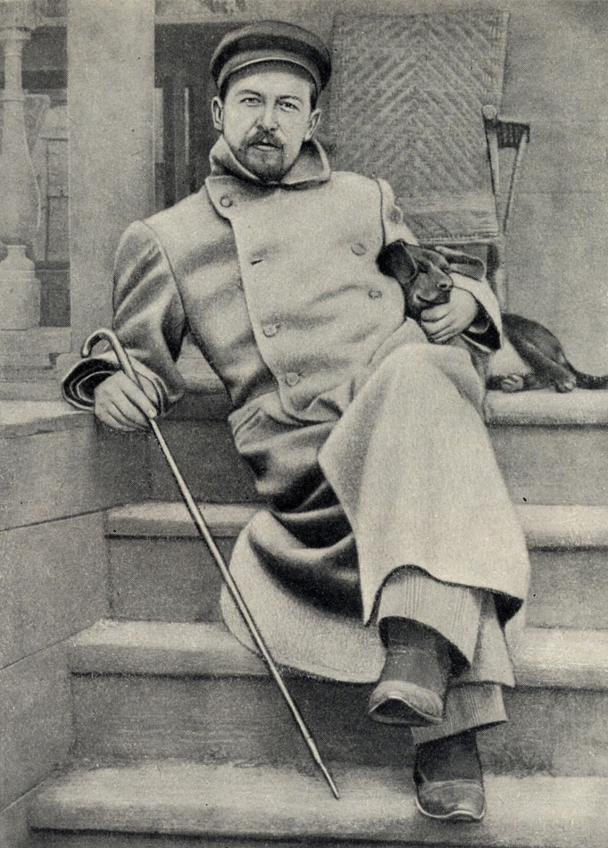 Чехов с собакой Хиной на ступеньках мелиховского дома. Фотография. 1897
