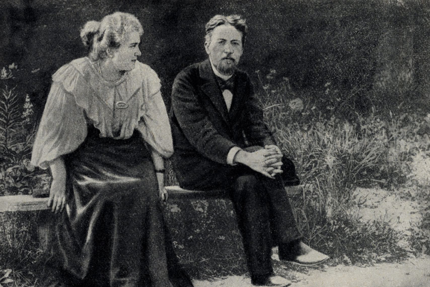 Чехов и Л. С. Мизинова в Мелихове. Фотография. 1893