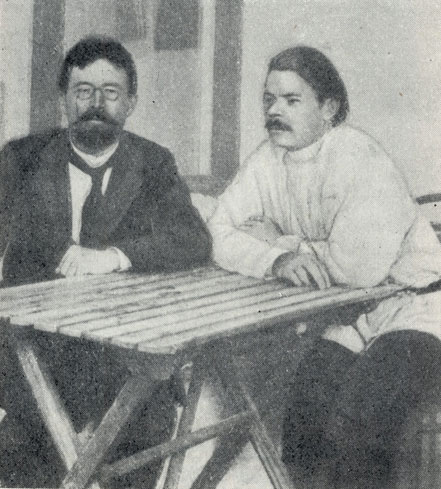 Чехов и М. Горький в Ялте. Фотография. 1900