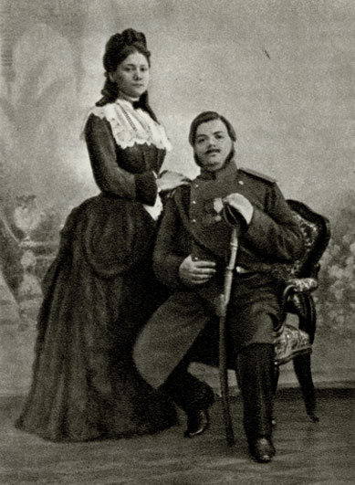 Портрет родителей Прозоровых, снятый для спектакля с М. Г. Савицкой и В. В. Лужского
